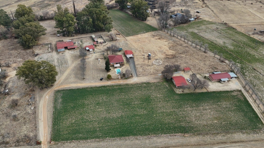 8 Bedroom Property for Sale in Potchefstroom Rural North West